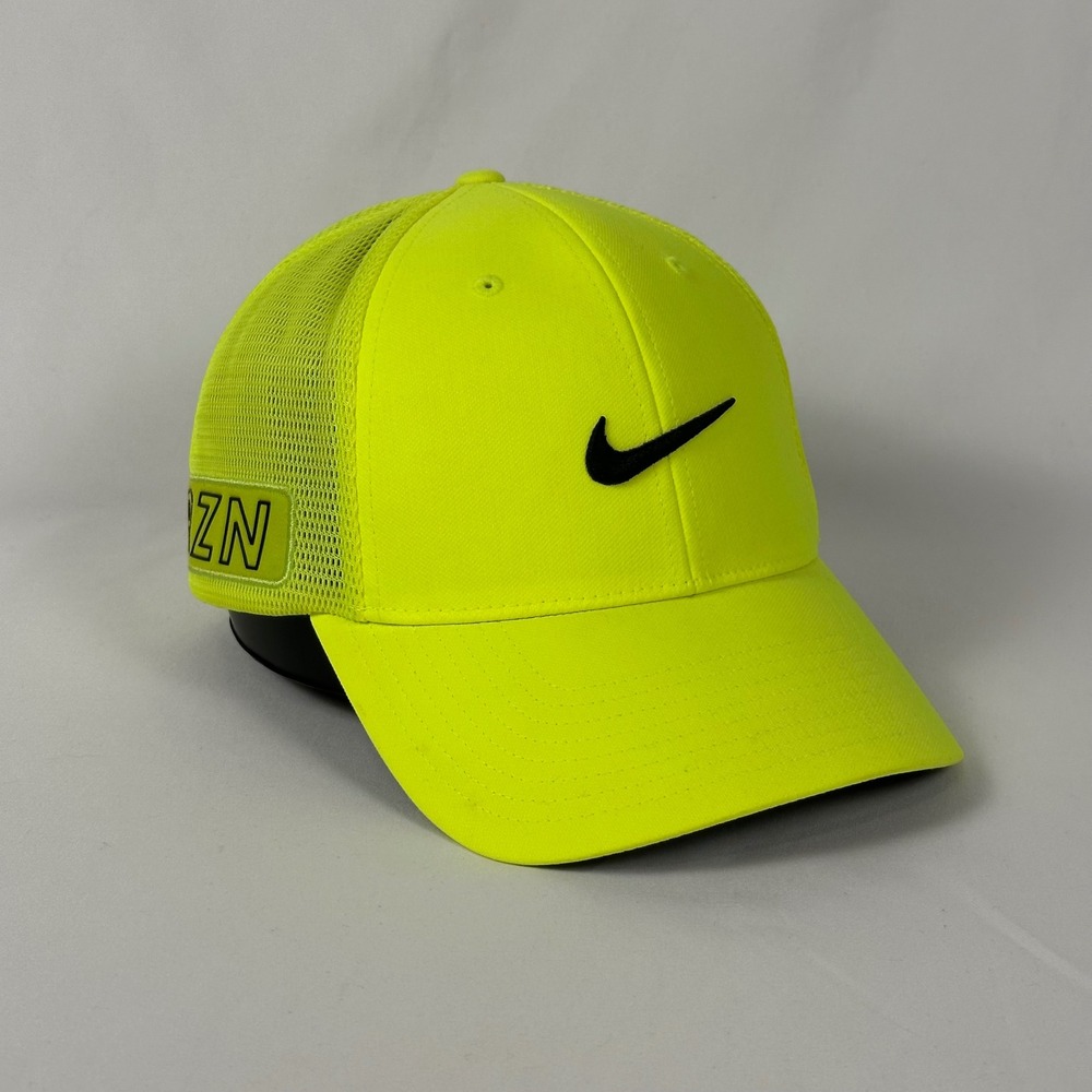 Nike Vapor RZN Golf Hat NWOT 2015 L/XL Neon Yellow Flexfit Mesh Trucker